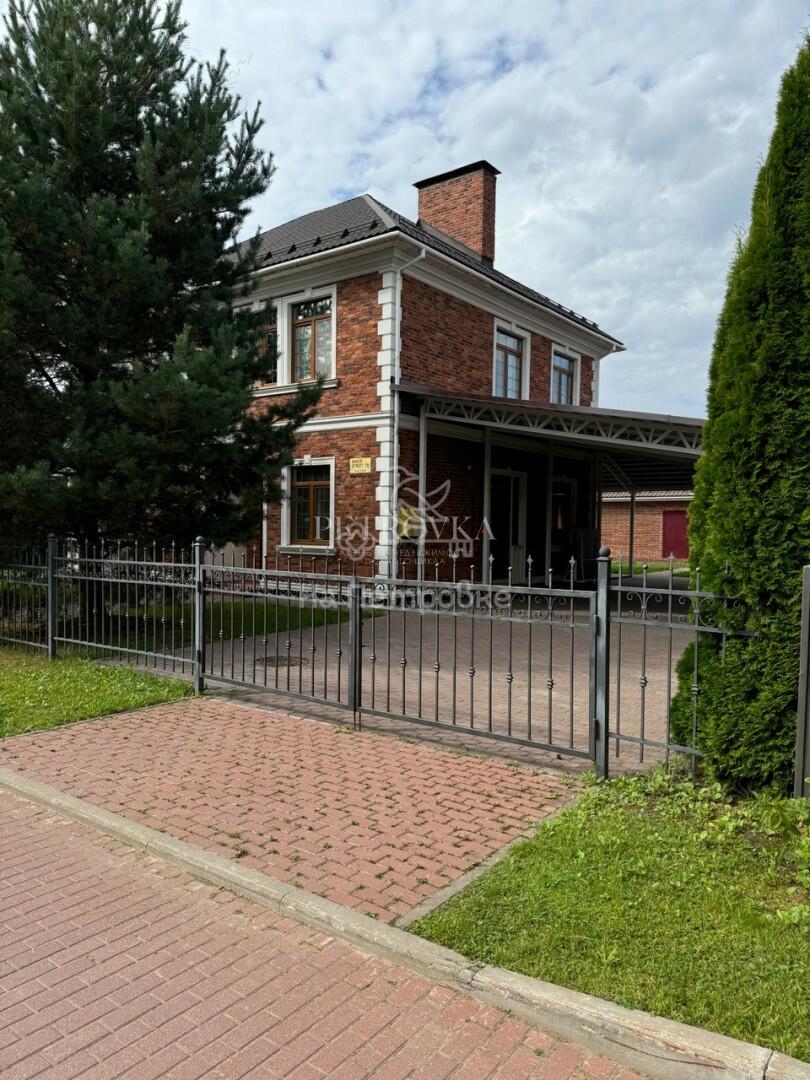 2-этажный коттедж 280 м² с отделкой