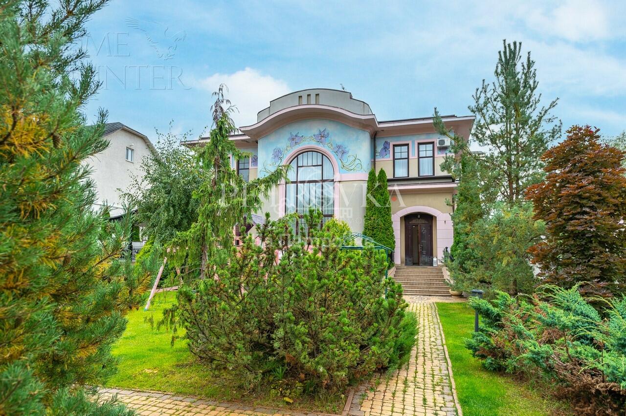 2-этажный коттедж 630 м² с отделкой