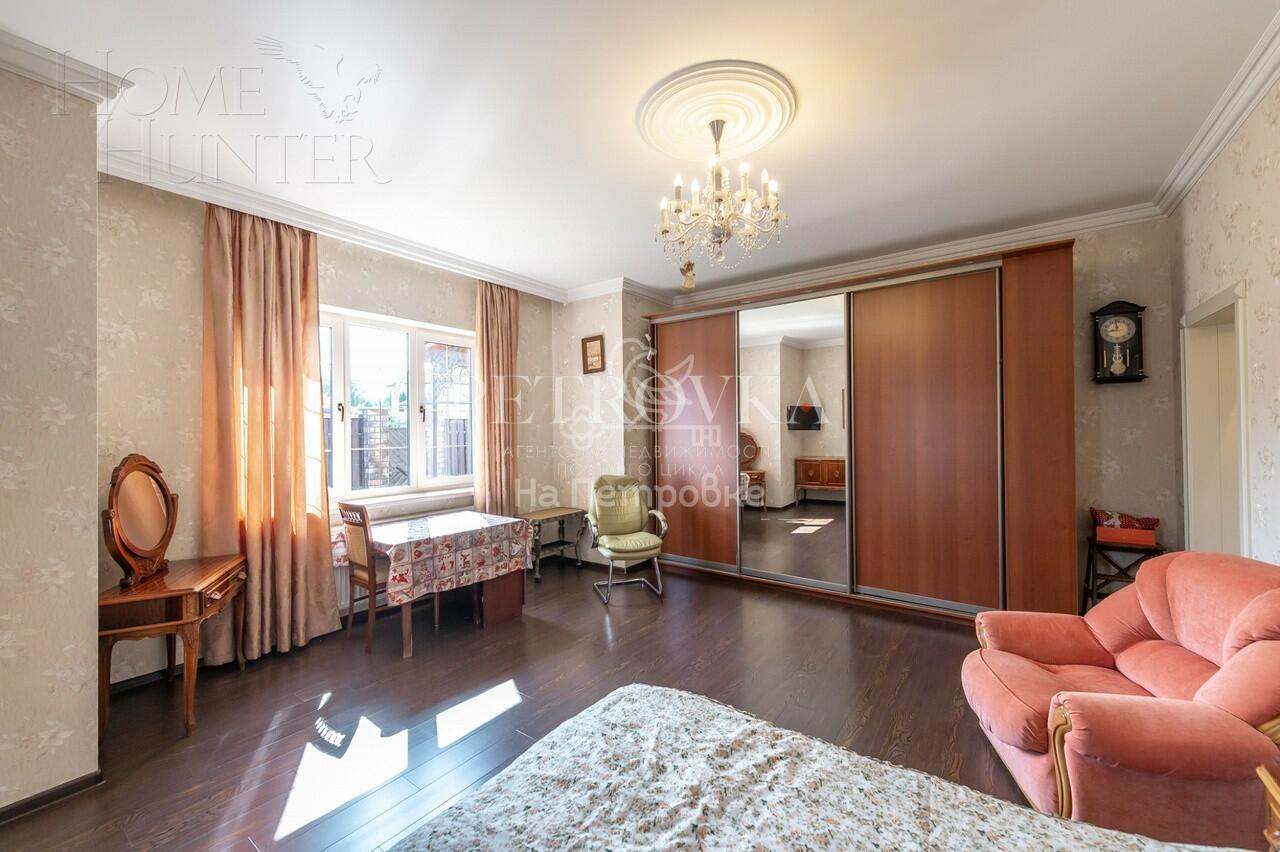 3-этажный коттедж 428 м² с отделкой
