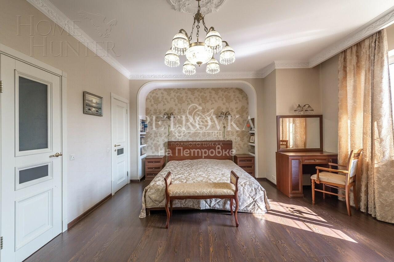 3-этажный коттедж 428 м² с отделкой