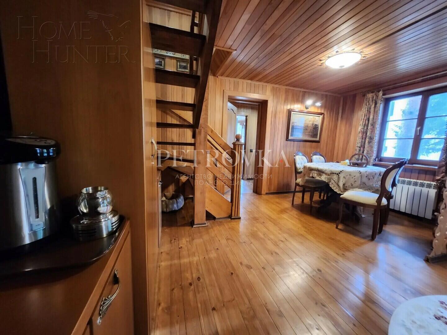 2-этажный коттедж 200 м² с отделкой
