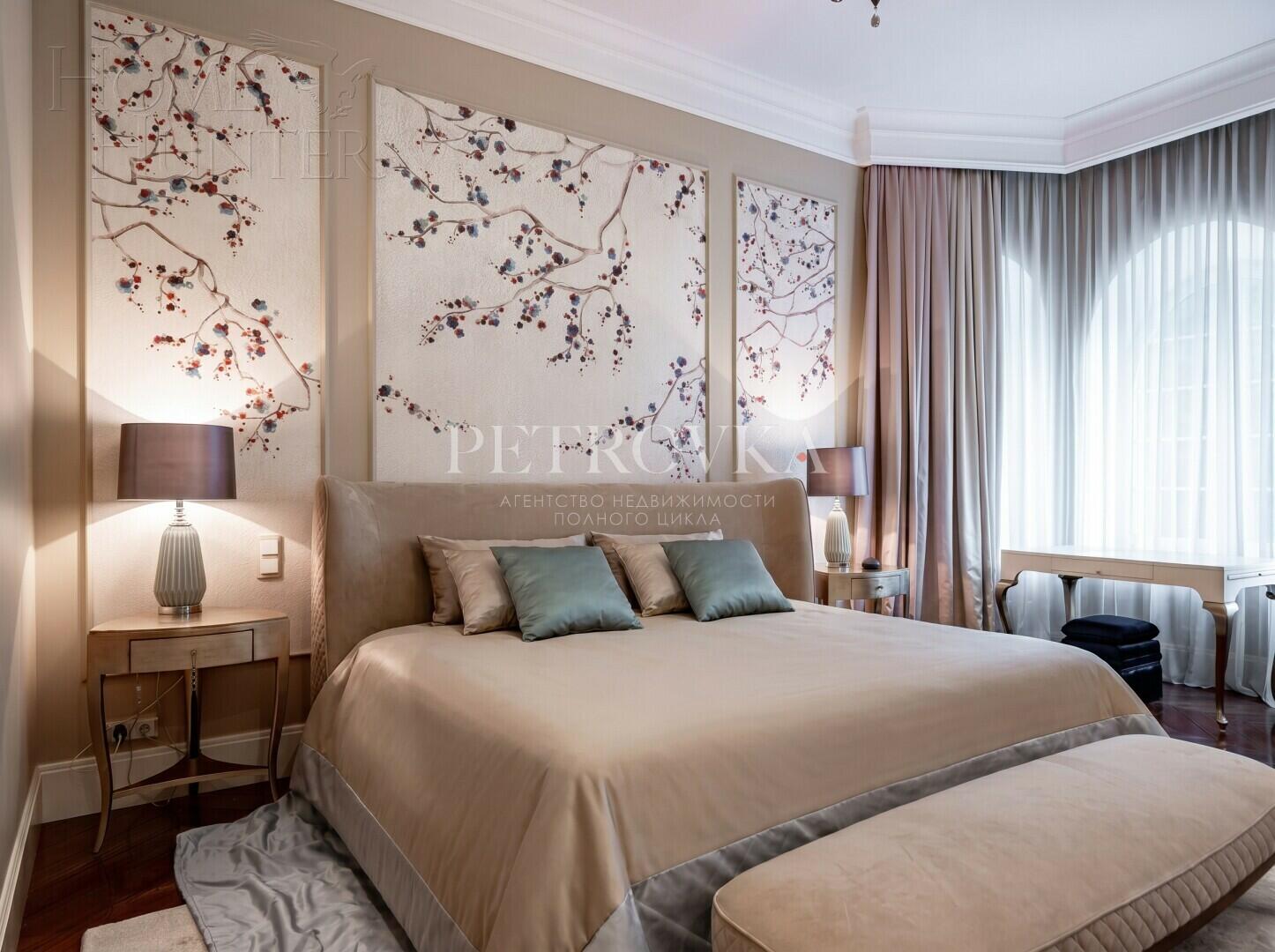 3-этажный коттедж 453.8 м² с отделкой