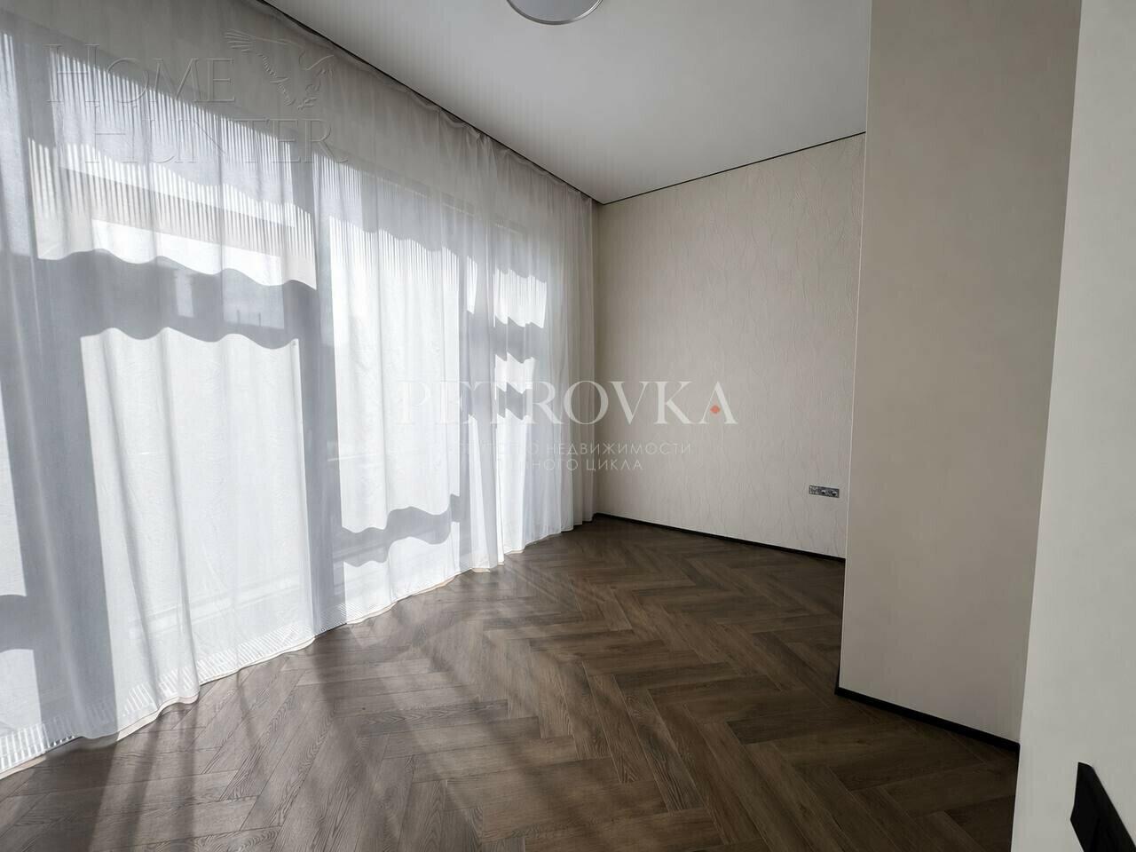 3-этажный таунхаус 168.6 м² с отделкой