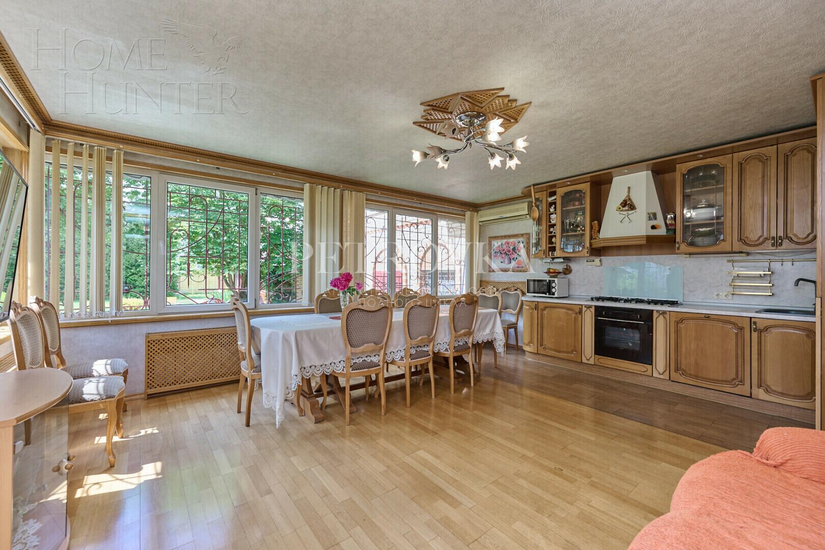 2-этажный коттедж 444.4 м² с отделкой