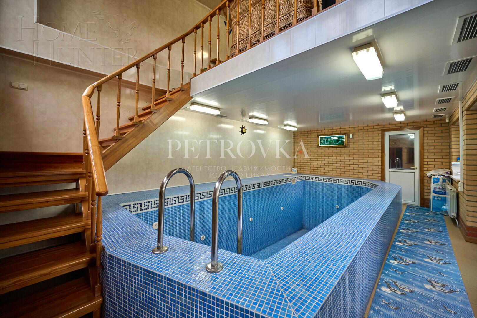 2-этажный коттедж 444.4 м² с отделкой