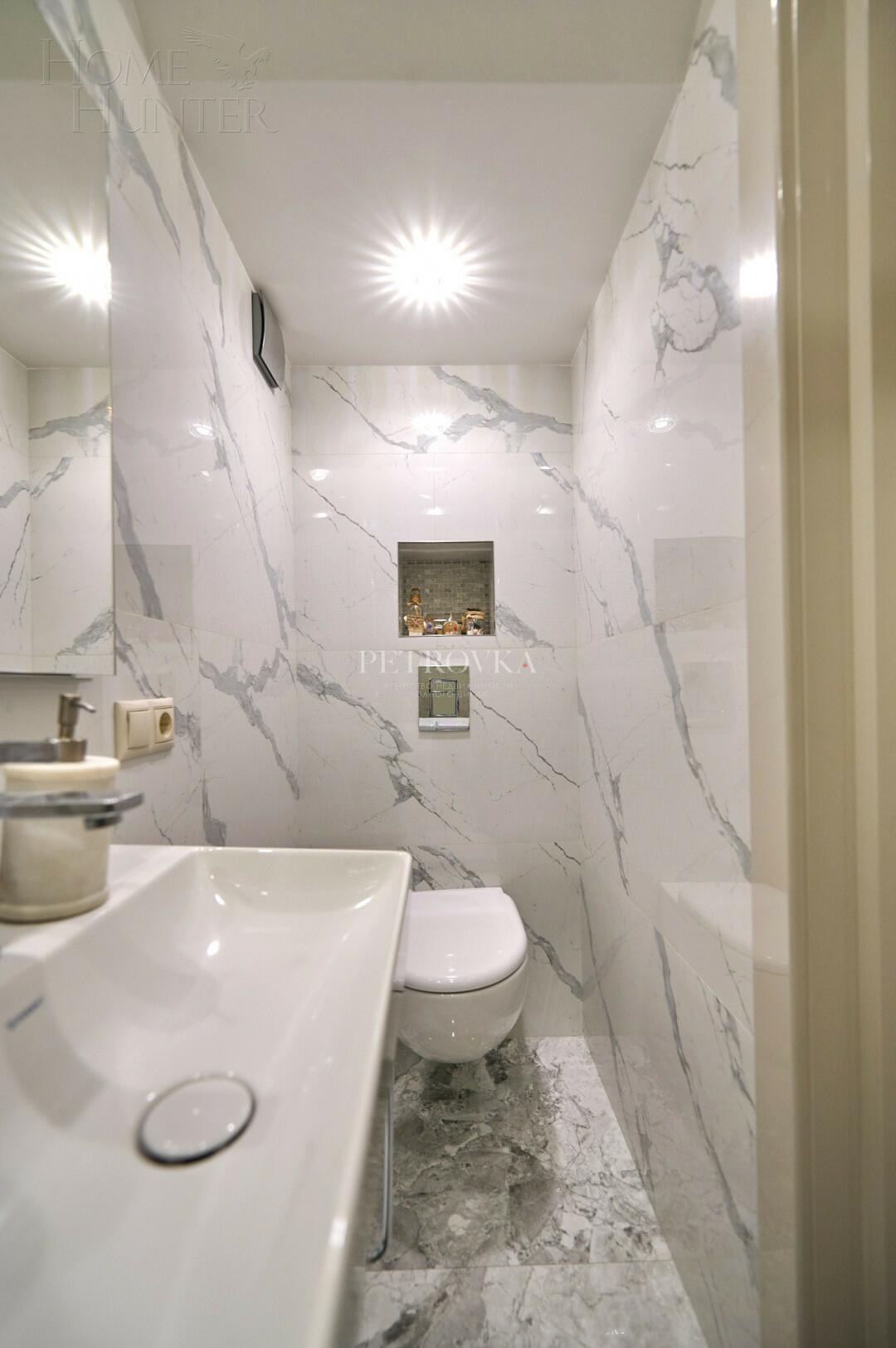 2-этажный коттедж 240 м² с отделкой