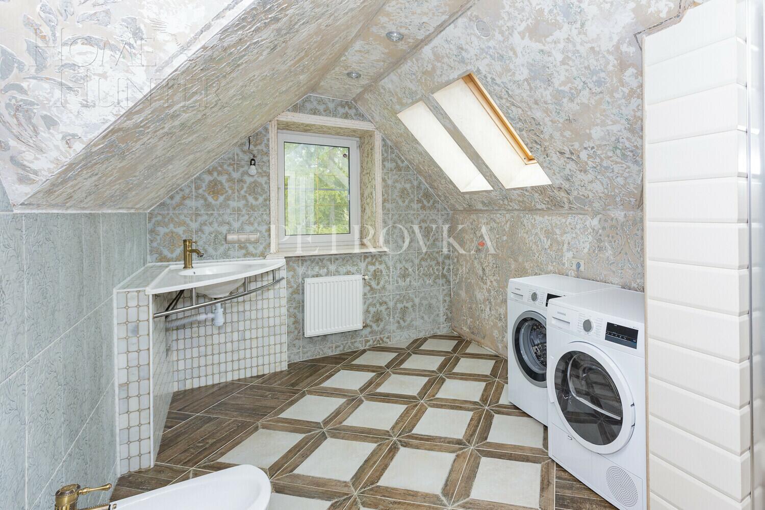 2-этажный коттедж 488.7 м² с отделкой