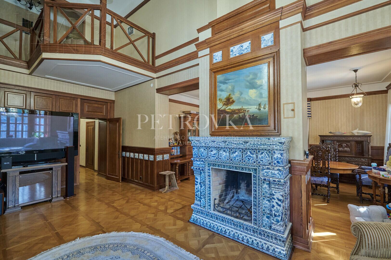2-этажный коттедж 375 м² с отделкой