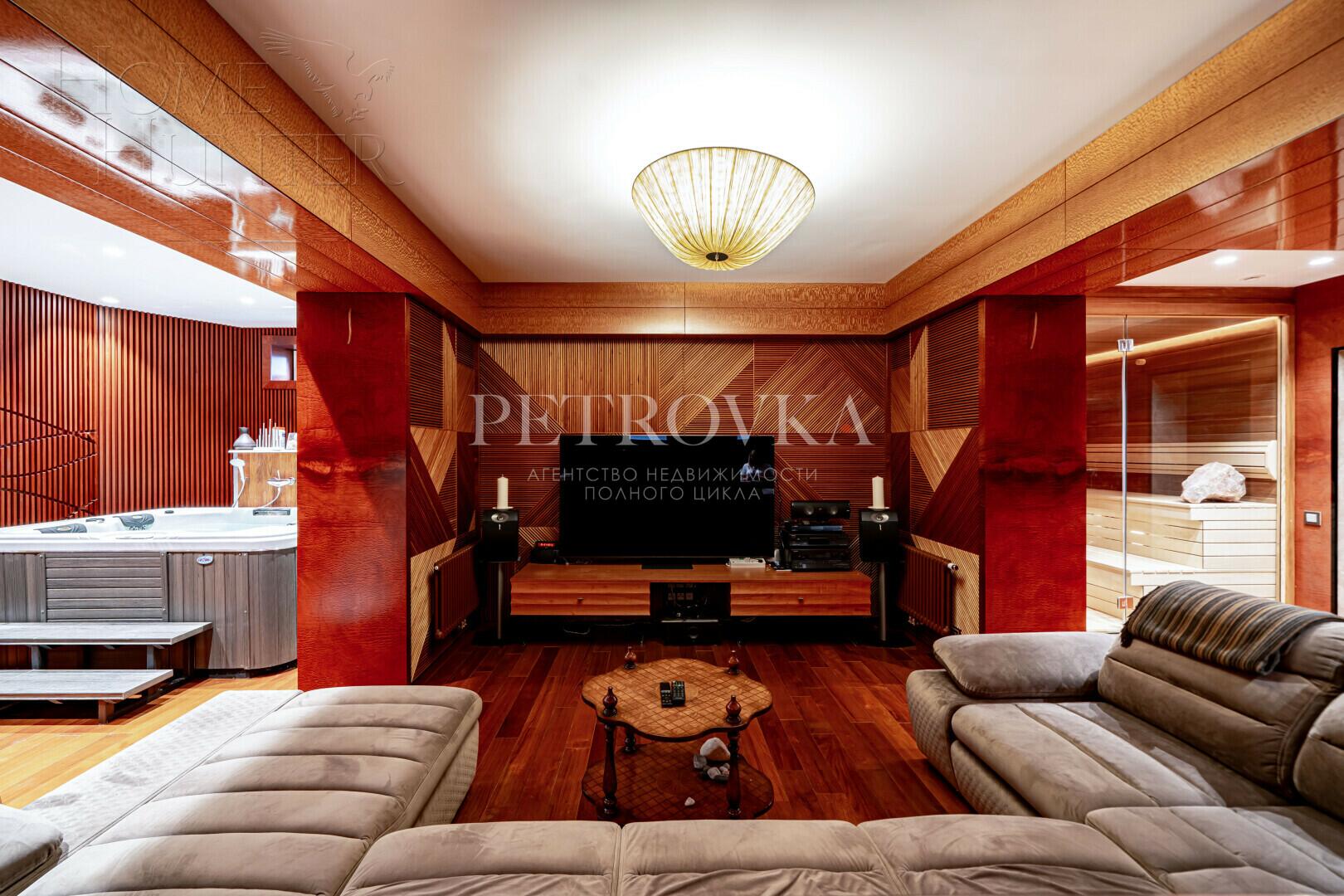 3-этажный коттедж 453.8 м² с отделкой