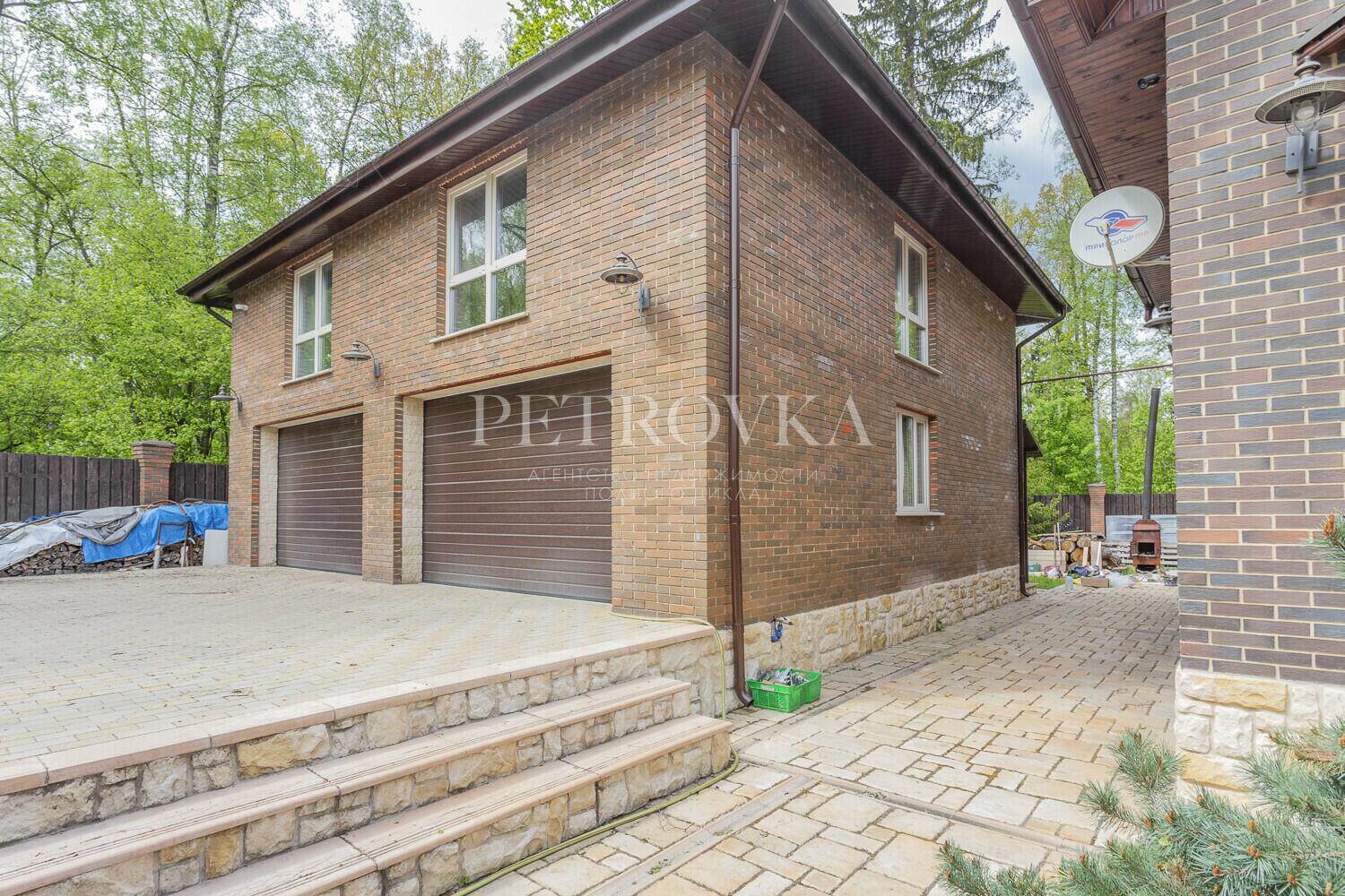 2-этажный коттедж 488.7 м² с отделкой