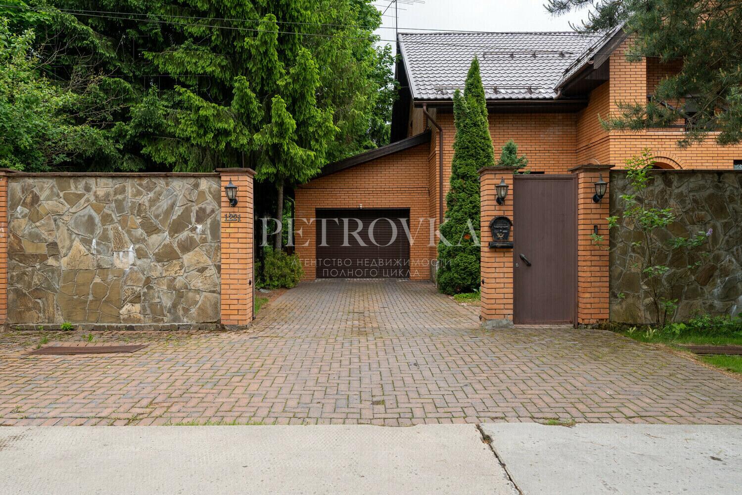 2-этажный коттедж 317 м² с отделкой