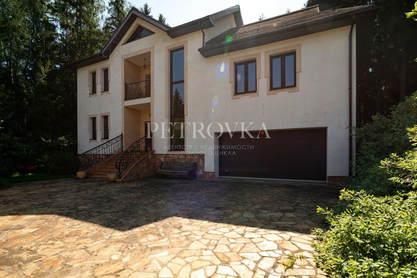 2-этажный коттедж 600 м² с отделкой