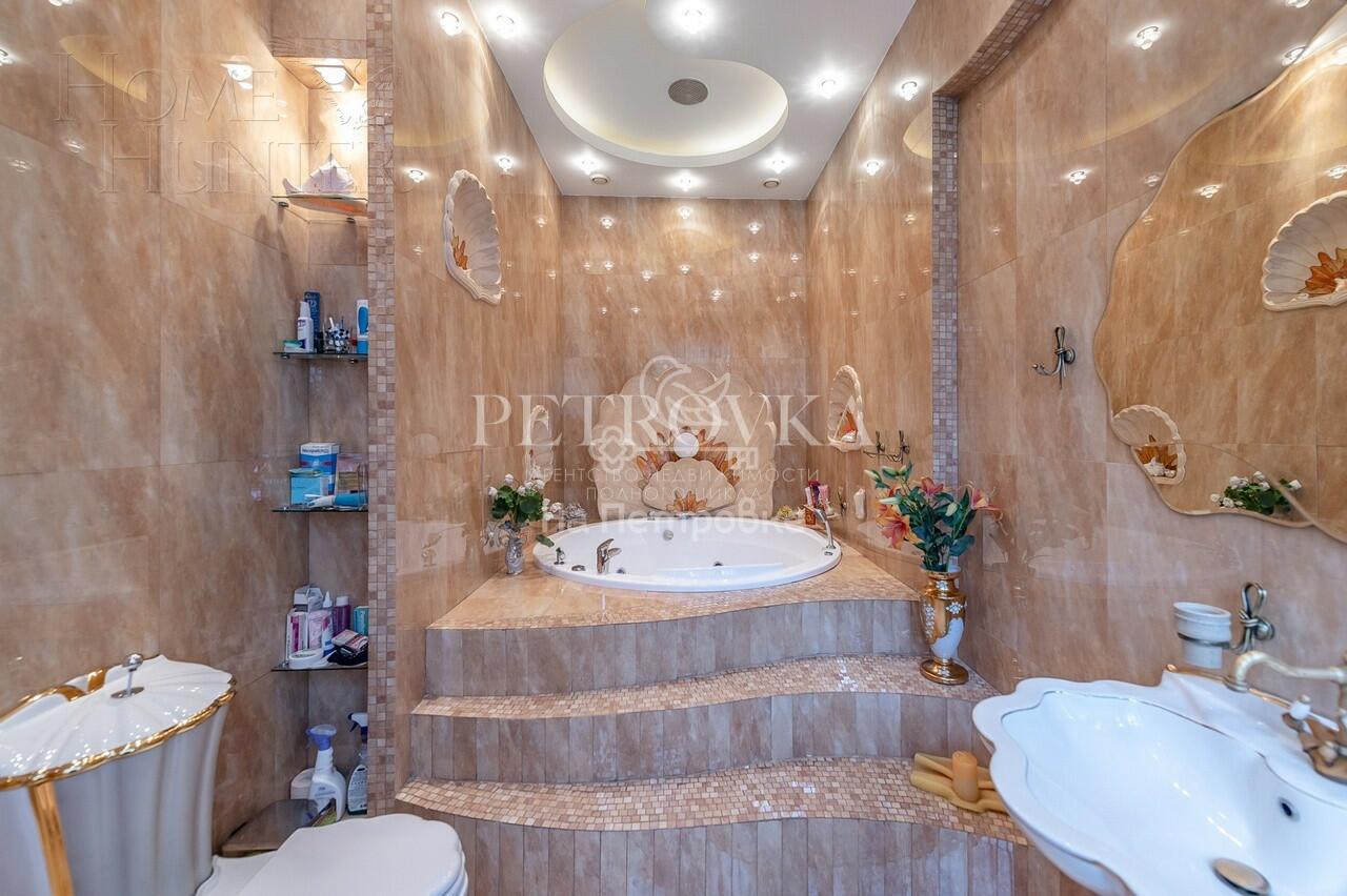 2-этажный коттедж 630 м² с отделкой