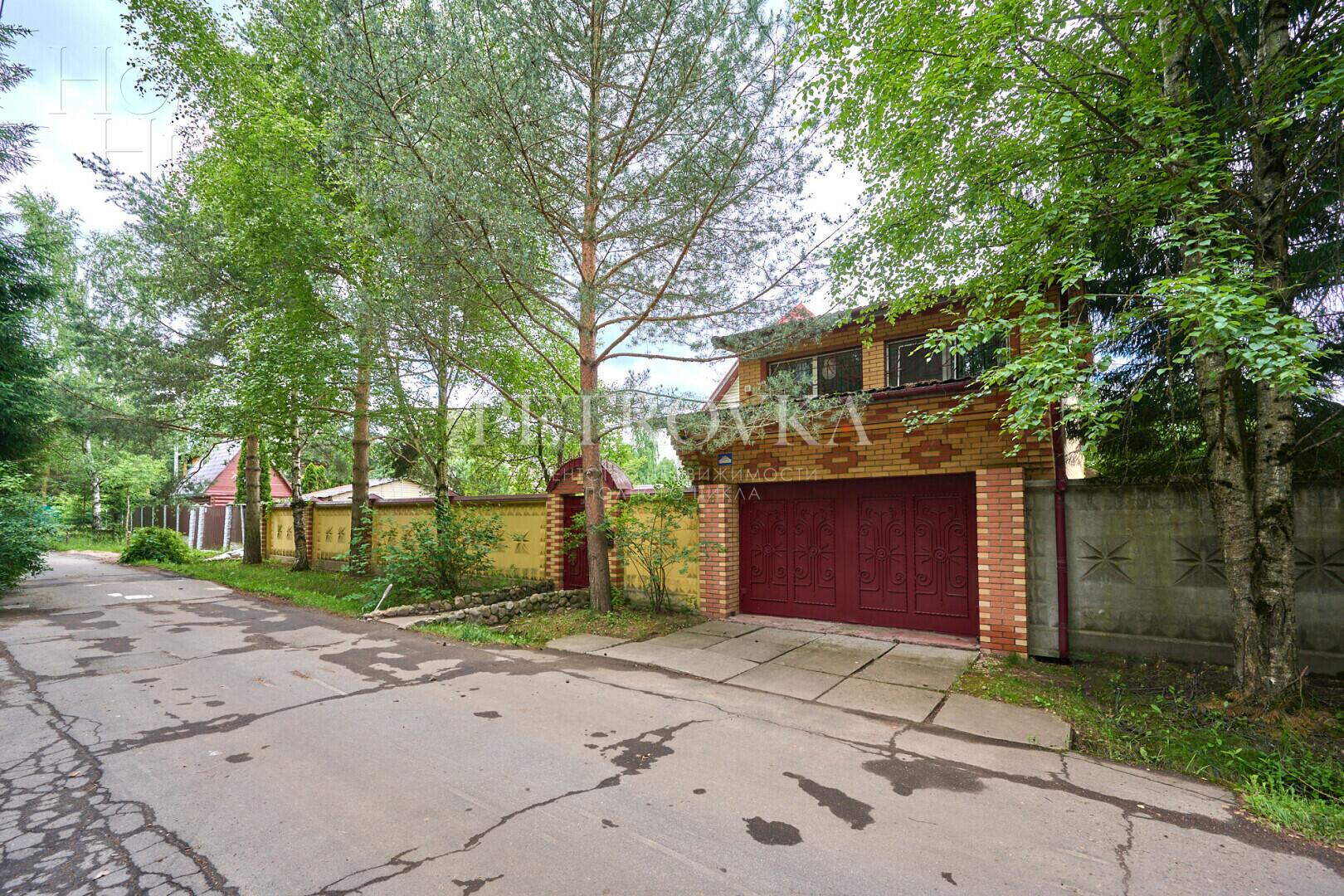 2-этажный коттедж 444.4 м² с отделкой