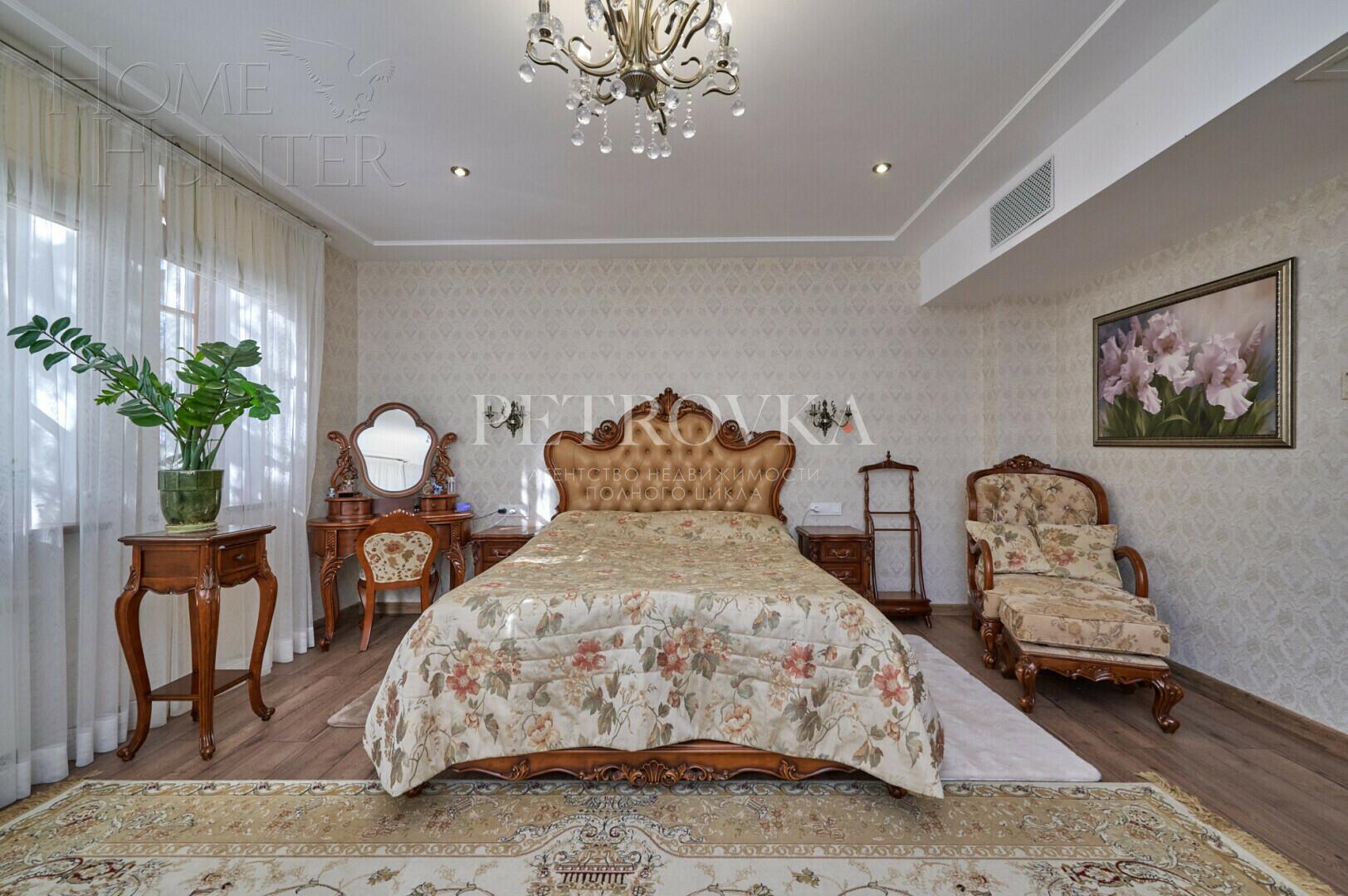 3-этажный коттедж 955 м² с отделкой