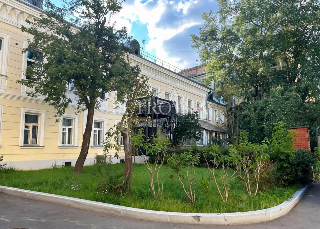2-УРОВНЕВЫЙ ОСОБНЯК БЕЗ ОТДЕЛКИ 180 М² НА 1 ЭТАЖЕ