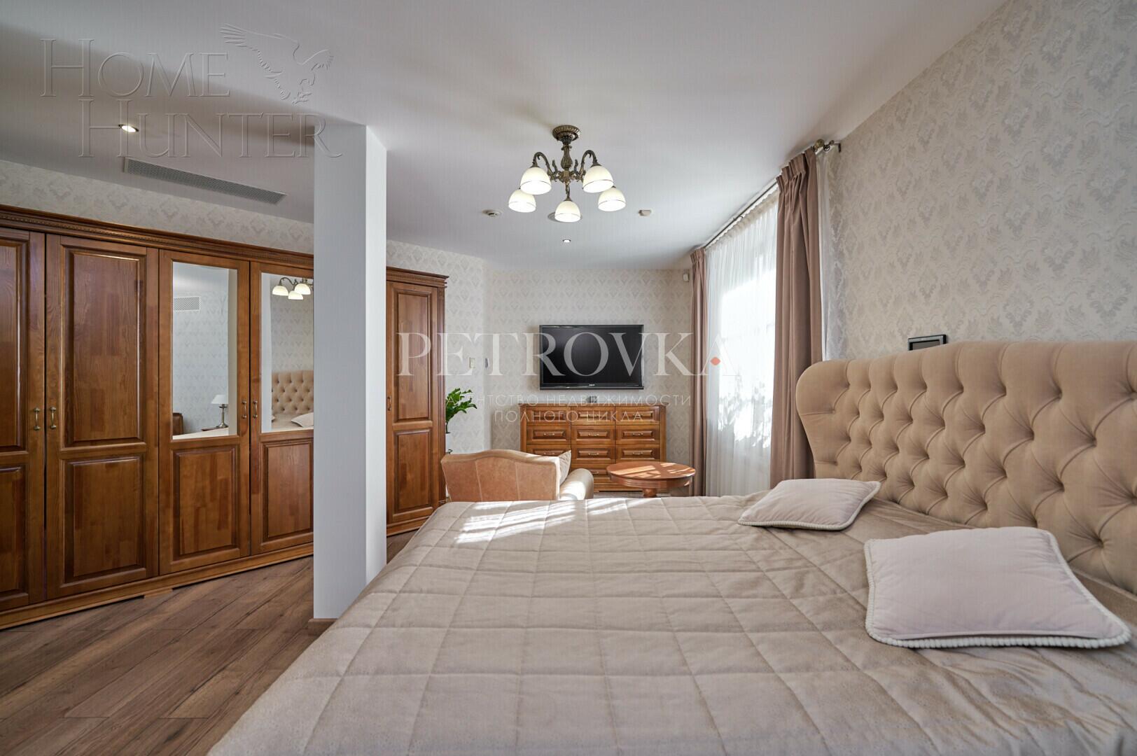 3-этажный коттедж 955 м² с отделкой