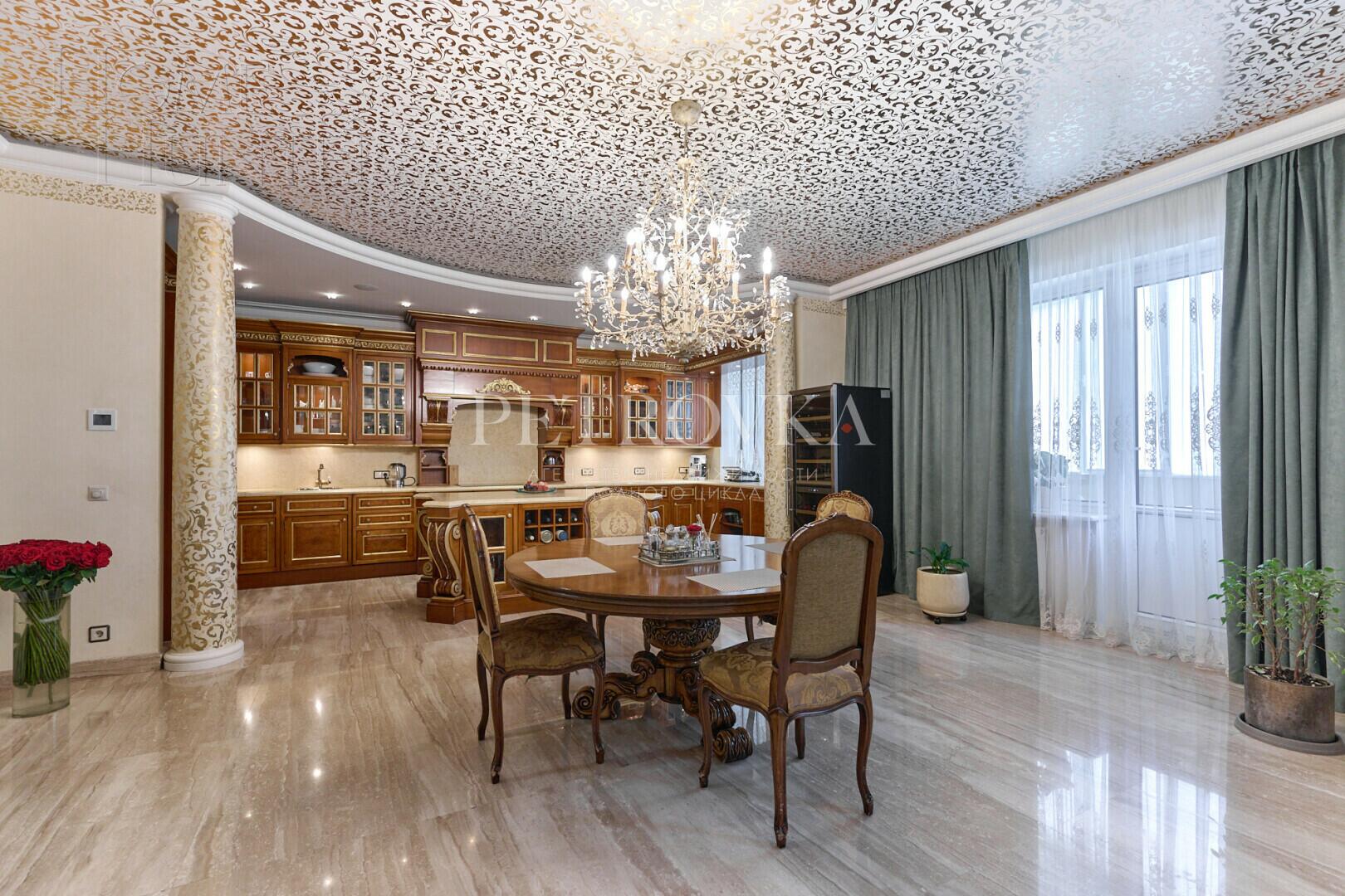 5-КОМН. КВАРТИРА С ОТДЕЛКОЙ 275 М² НА 6 ЭТАЖЕ