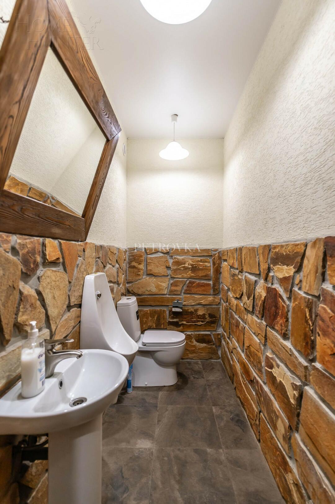 2-этажный коттедж 1 323.9 м² с отделкой