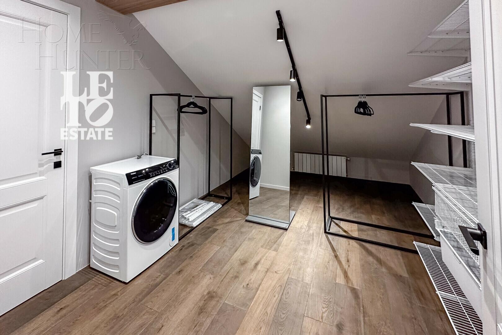 3-этажный таунхаус 320 м² с отделкой