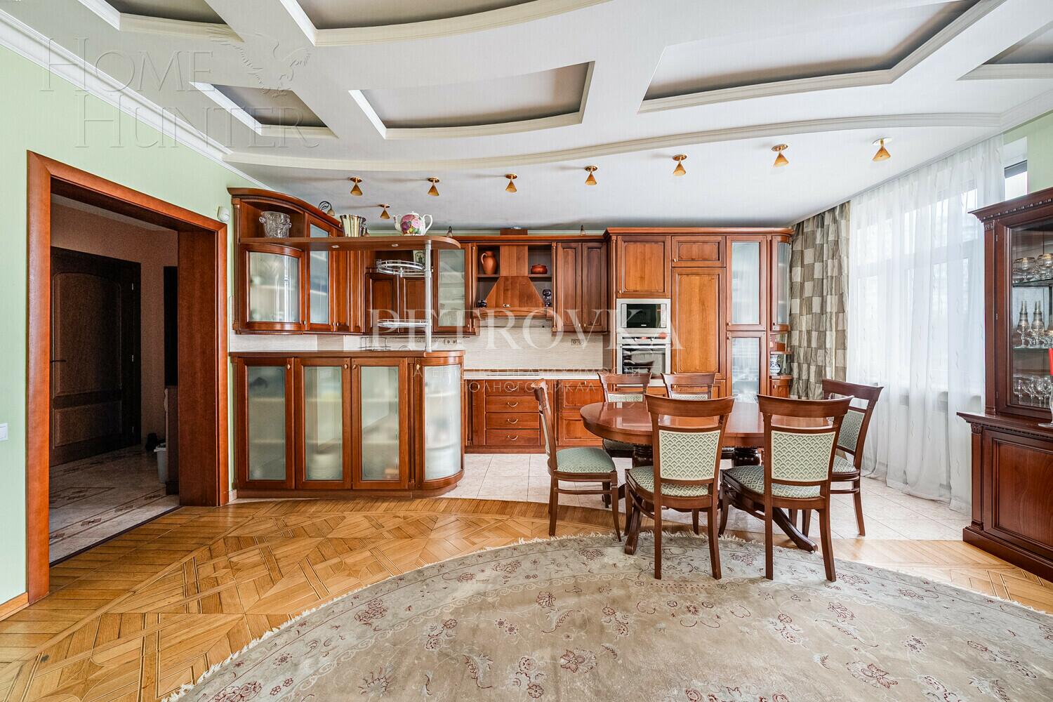 3-КОМН. КВАРТИРА С ОТДЕЛКОЙ 127 М² НА 2 ЭТАЖЕ