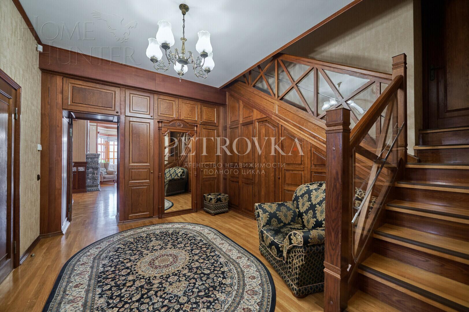2-этажный коттедж 375 м² с отделкой