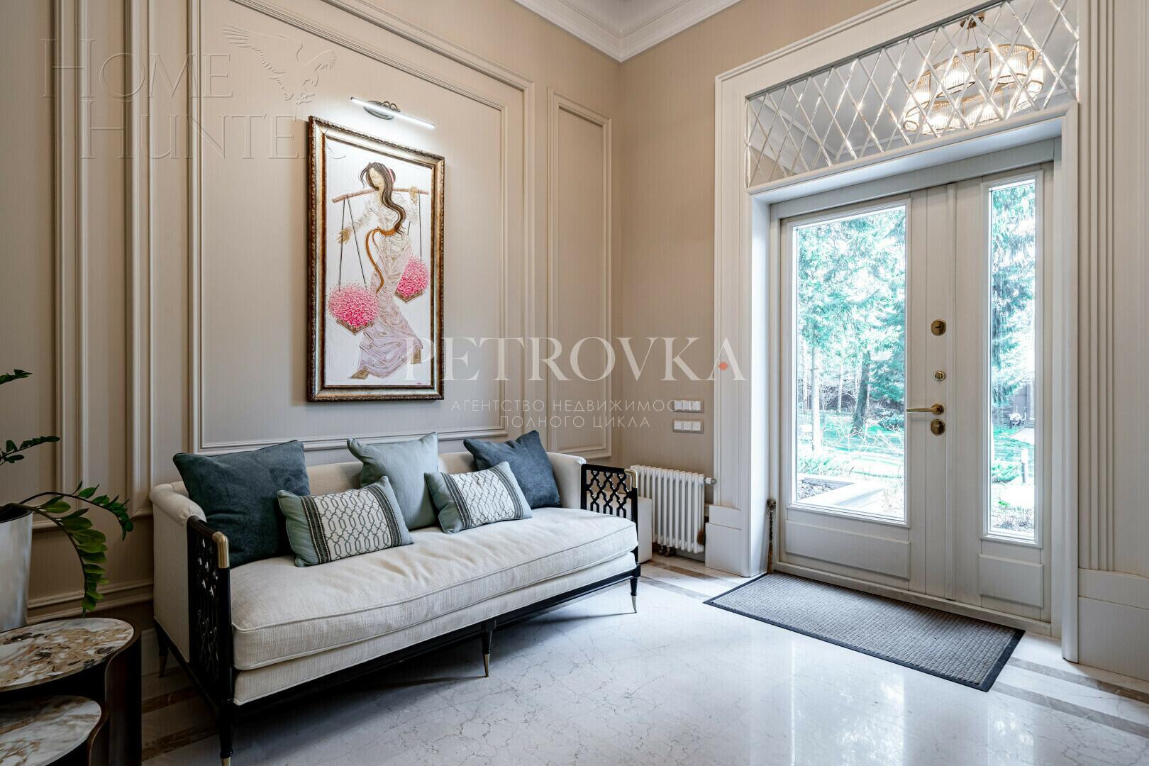 3-этажный коттедж 453.8 м² с отделкой