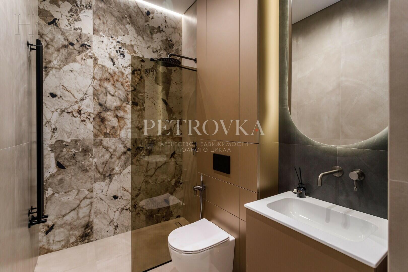 1-этажный коттедж 220 м² с отделкой