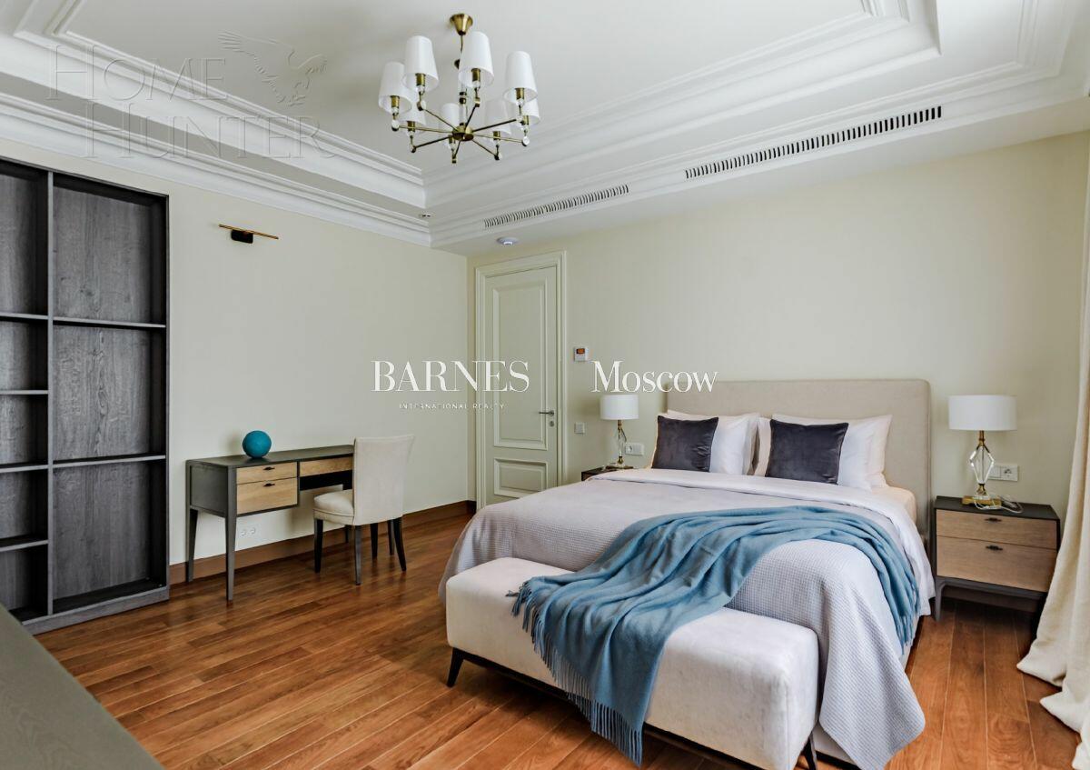 2-этажный коттедж 1 300 м² с отделкой