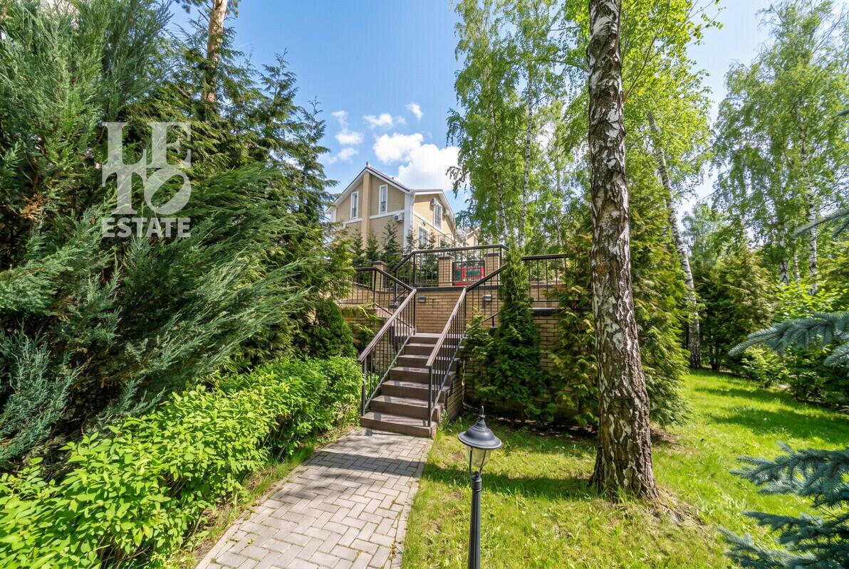 1-этажный коттедж 420 м² с отделкой