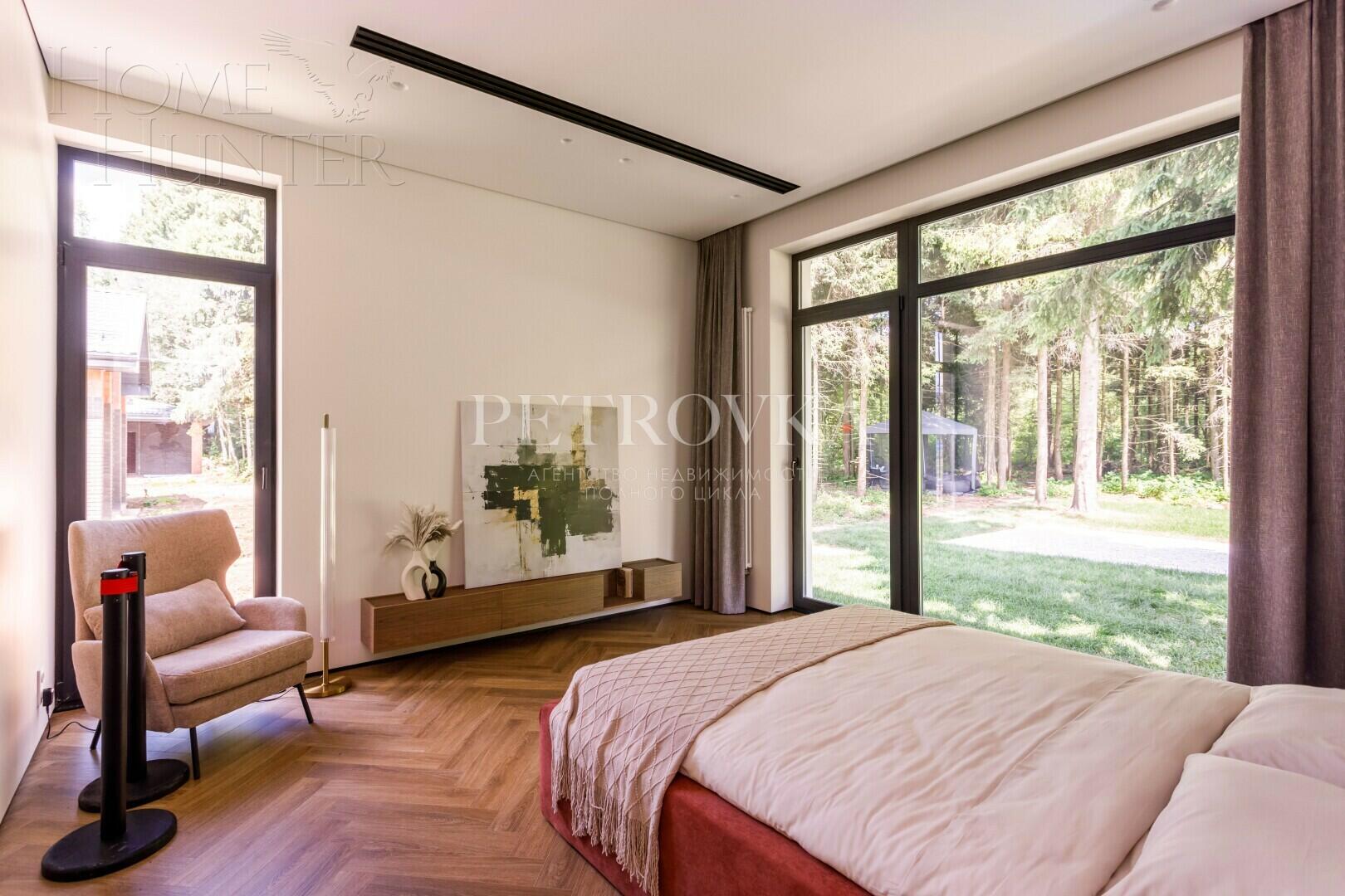 1-этажный коттедж 220 м² с отделкой