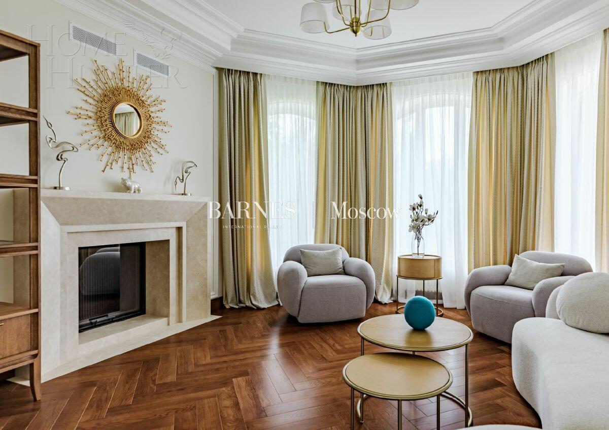 2-этажный коттедж 1 300 м² с отделкой