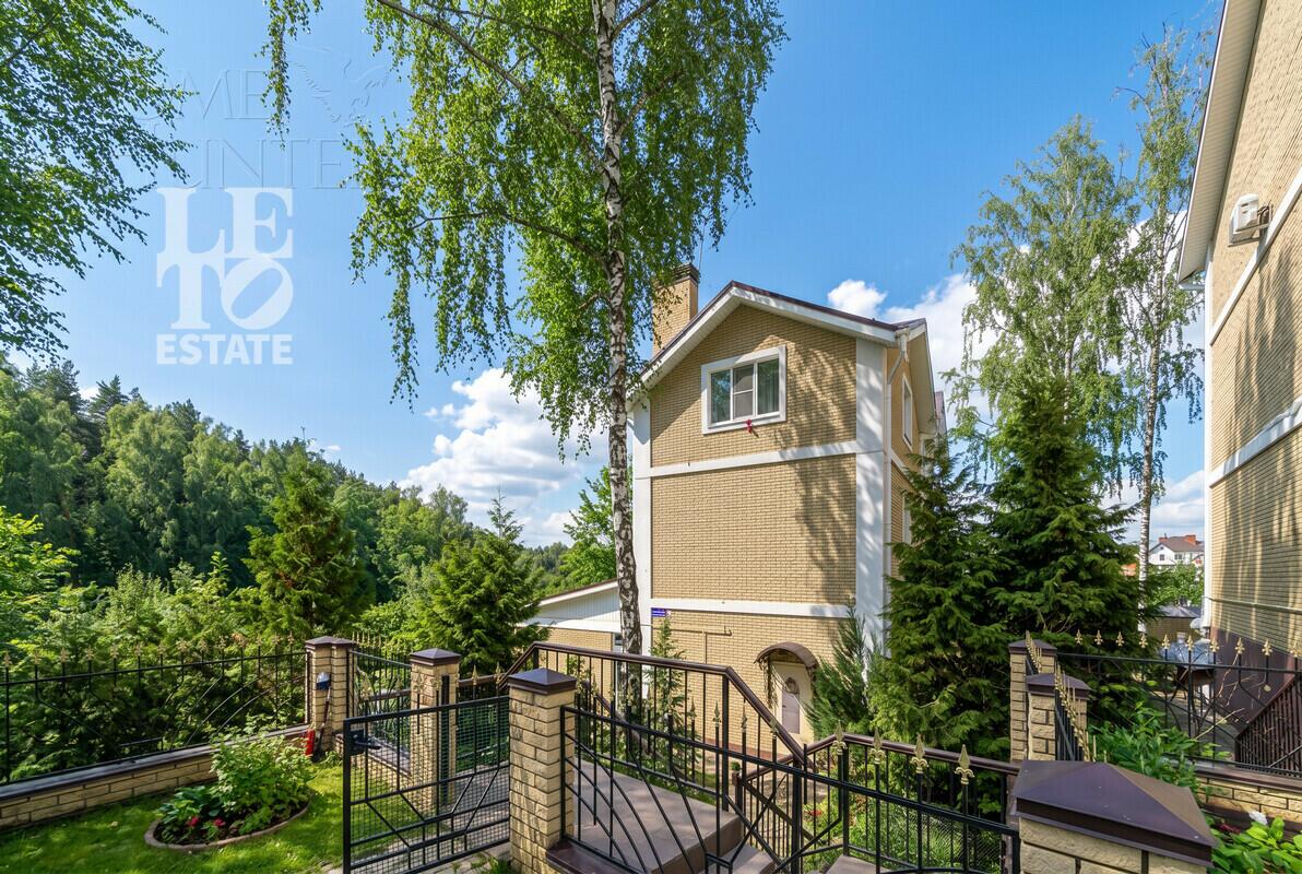 1-этажный коттедж 420 м² с отделкой