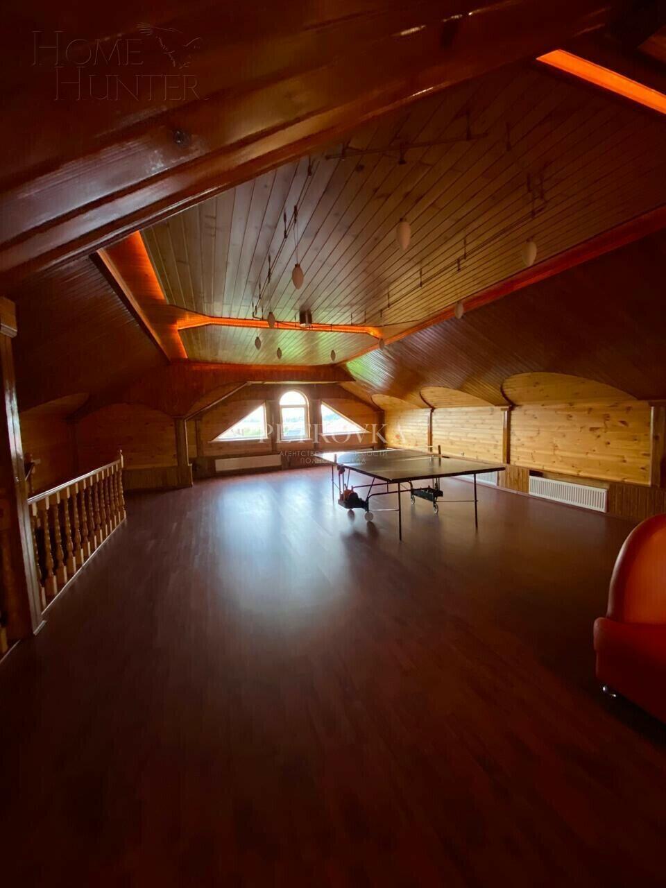 3-этажный коттедж 650 м² с отделкой