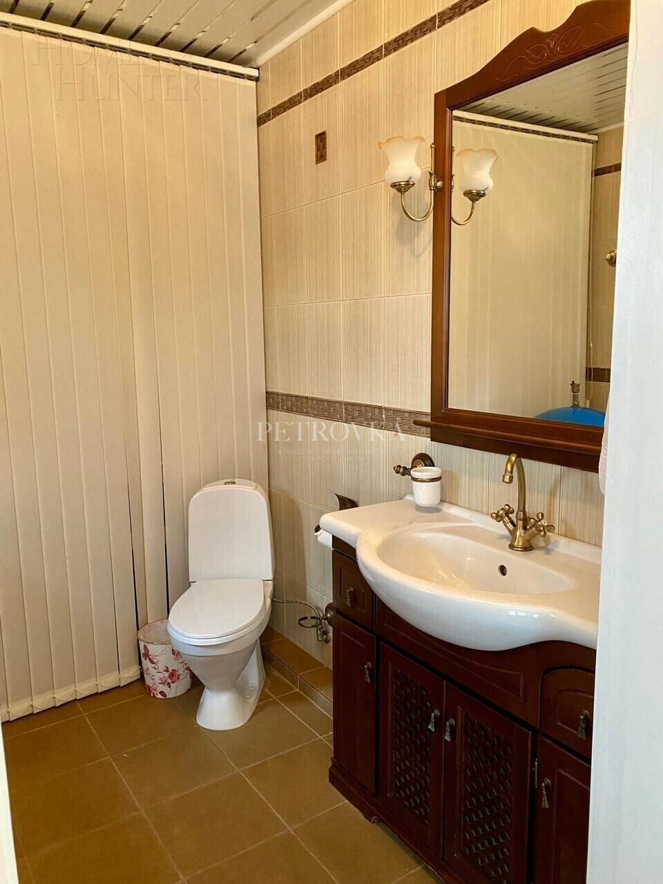 3-этажный коттедж 650 м² с отделкой