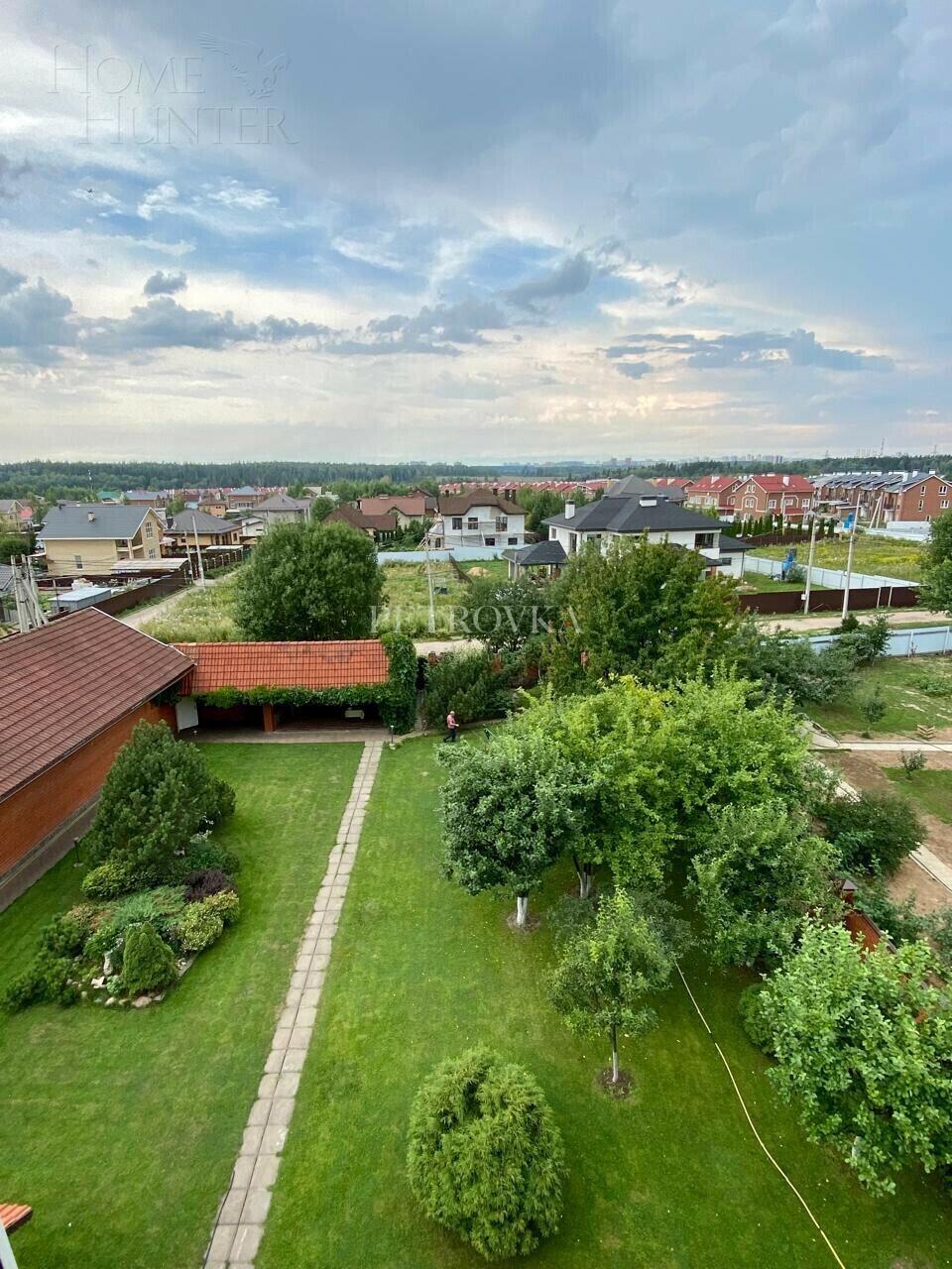 3-этажный коттедж 650 м² с отделкой