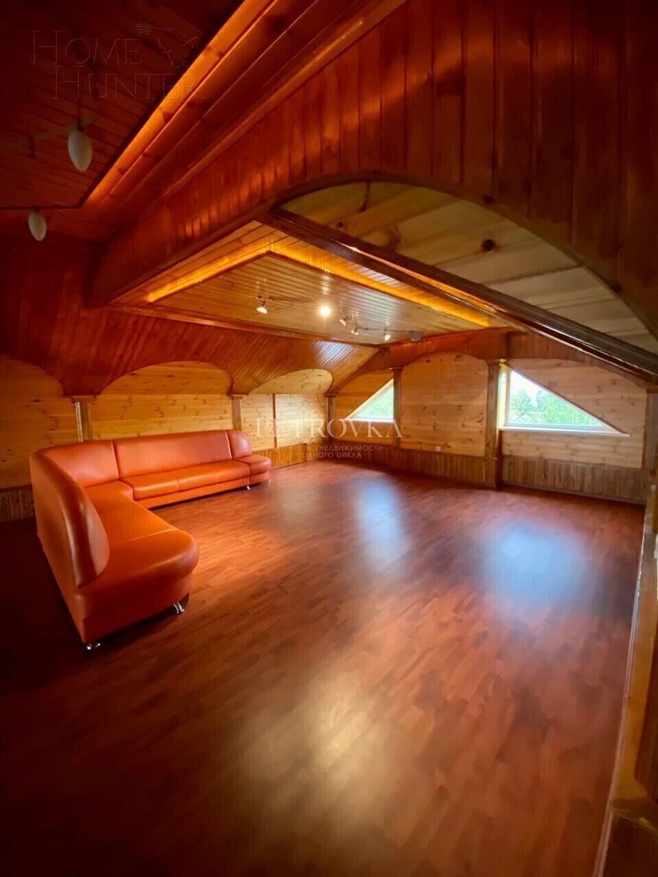 3-этажный коттедж 650 м² с отделкой