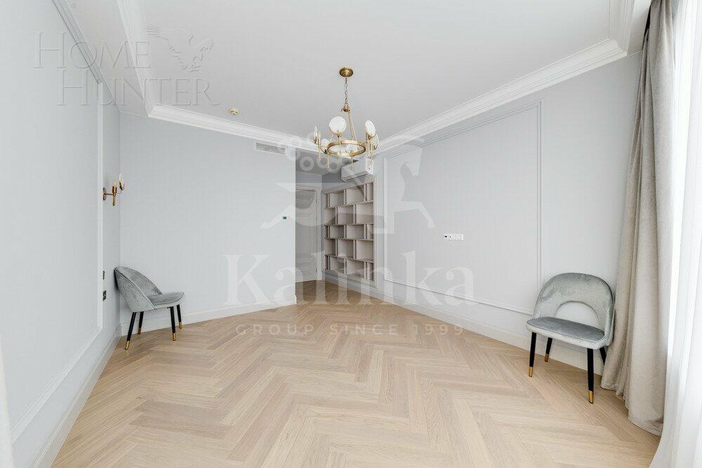 5-КОМН. КВАРТИРА С ОТДЕЛКОЙ 211 М² НА 18 ЭТАЖЕ