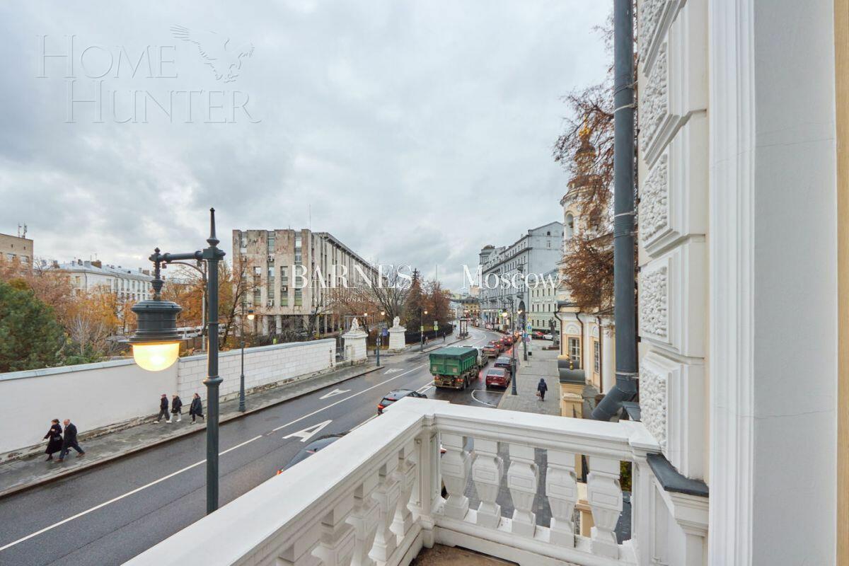 4-КОМН. КВАРТИРА БЕЗ ОТДЕЛКИ 210 М² НА 2 ЭТАЖЕ