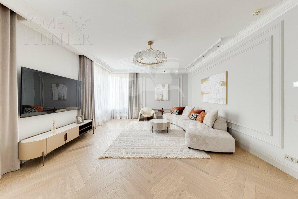 5-КОМН. КВАРТИРА С ОТДЕЛКОЙ 211 М² НА 18 ЭТАЖЕ