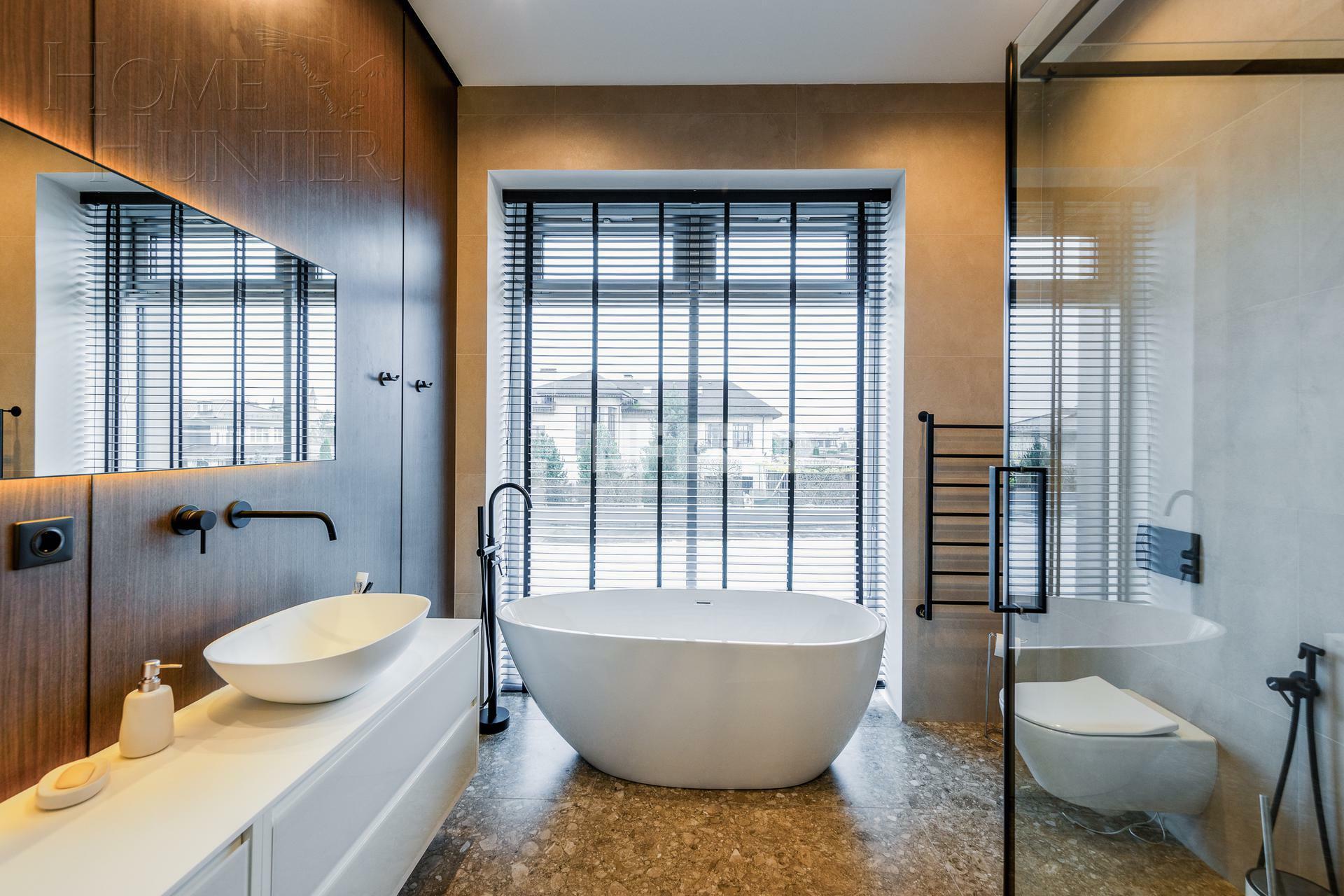 2-этажный коттедж 1 100 м² с отделкой