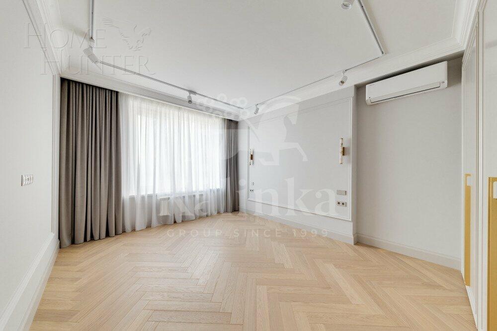 5-КОМН. КВАРТИРА С ОТДЕЛКОЙ 211 М² НА 18 ЭТАЖЕ