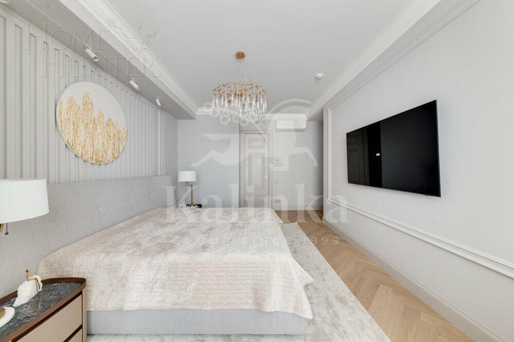 5-КОМН. КВАРТИРА С ОТДЕЛКОЙ 211 М² НА 18 ЭТАЖЕ