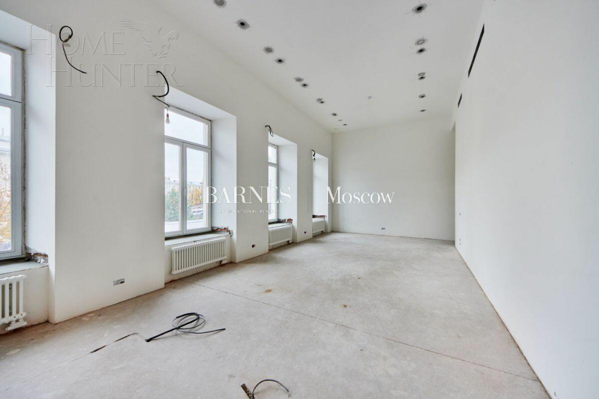 4-КОМН. КВАРТИРА БЕЗ ОТДЕЛКИ 210 М² НА 2 ЭТАЖЕ