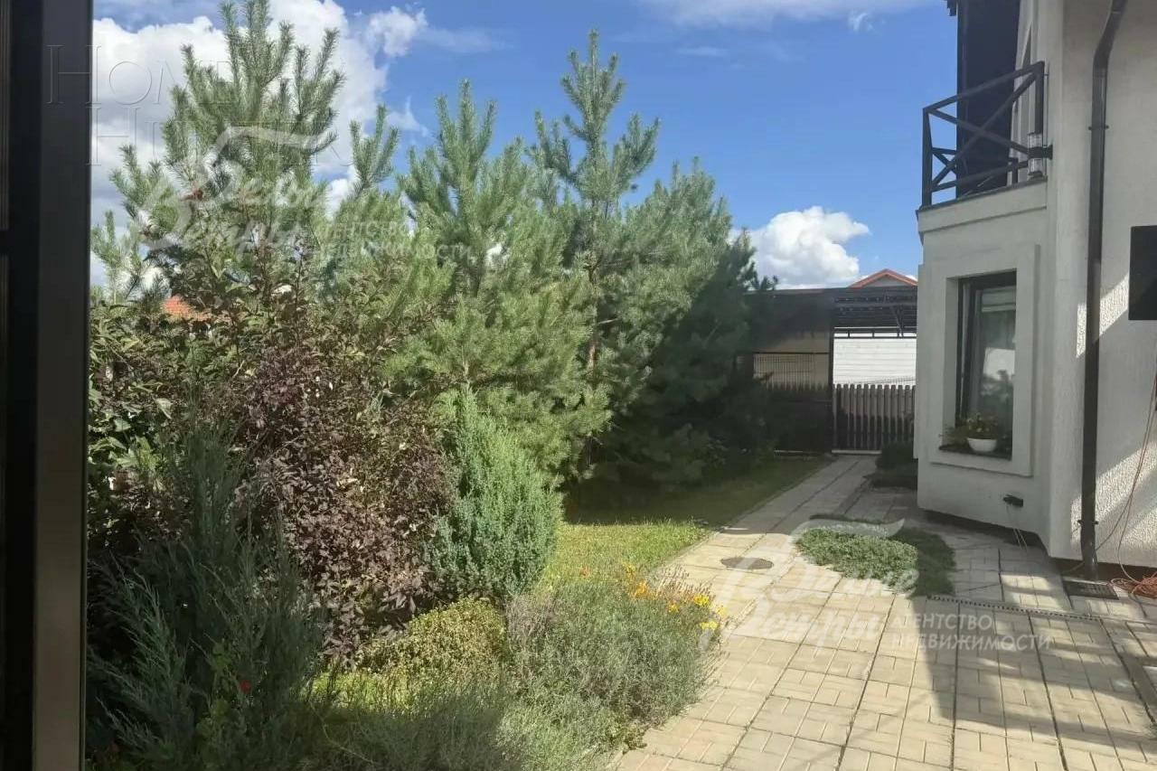2-этажный коттедж 313 м² с отделкой