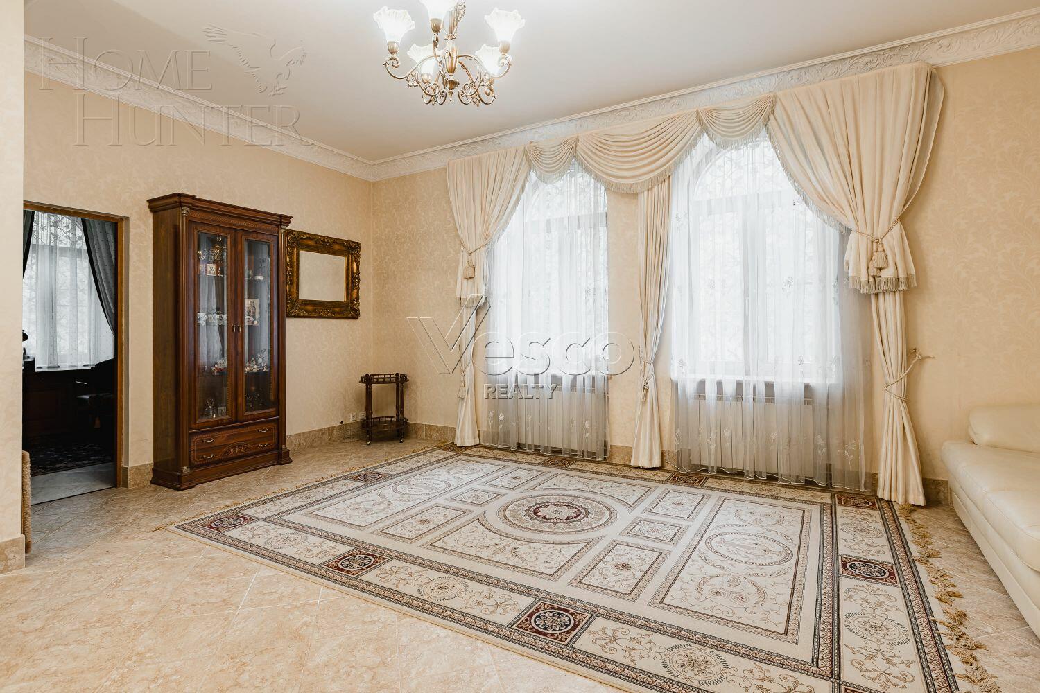 2-этажный коттедж 279.8 м² с отделкой