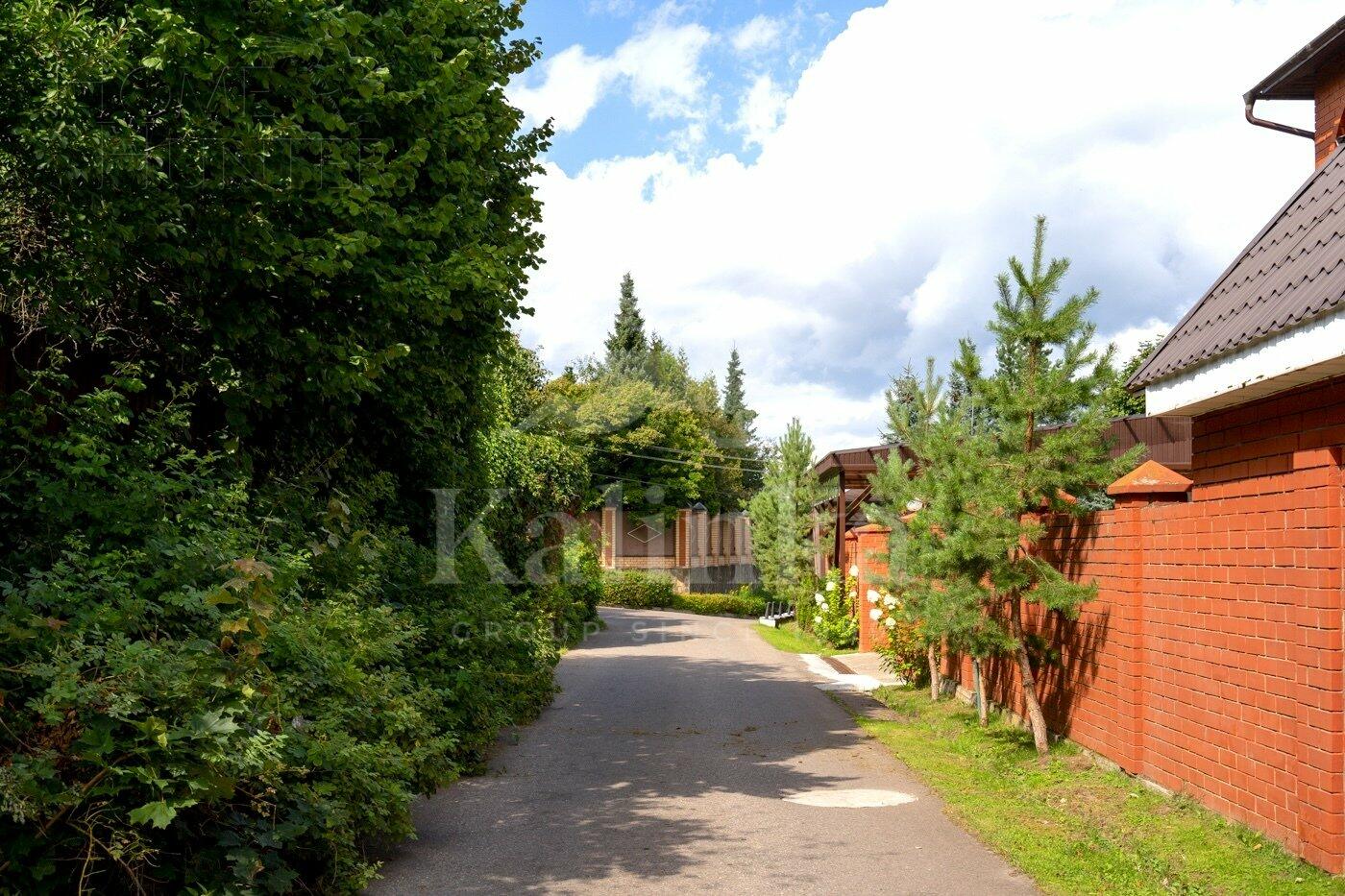 2-этажный коттедж 608 м² с отделкой