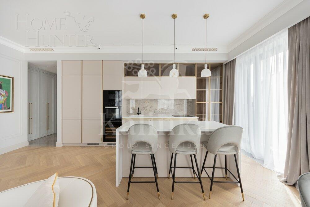 4-КОМН. КВАРТИРА С ОТДЕЛКОЙ 135 М² НА 35 ЭТАЖЕ