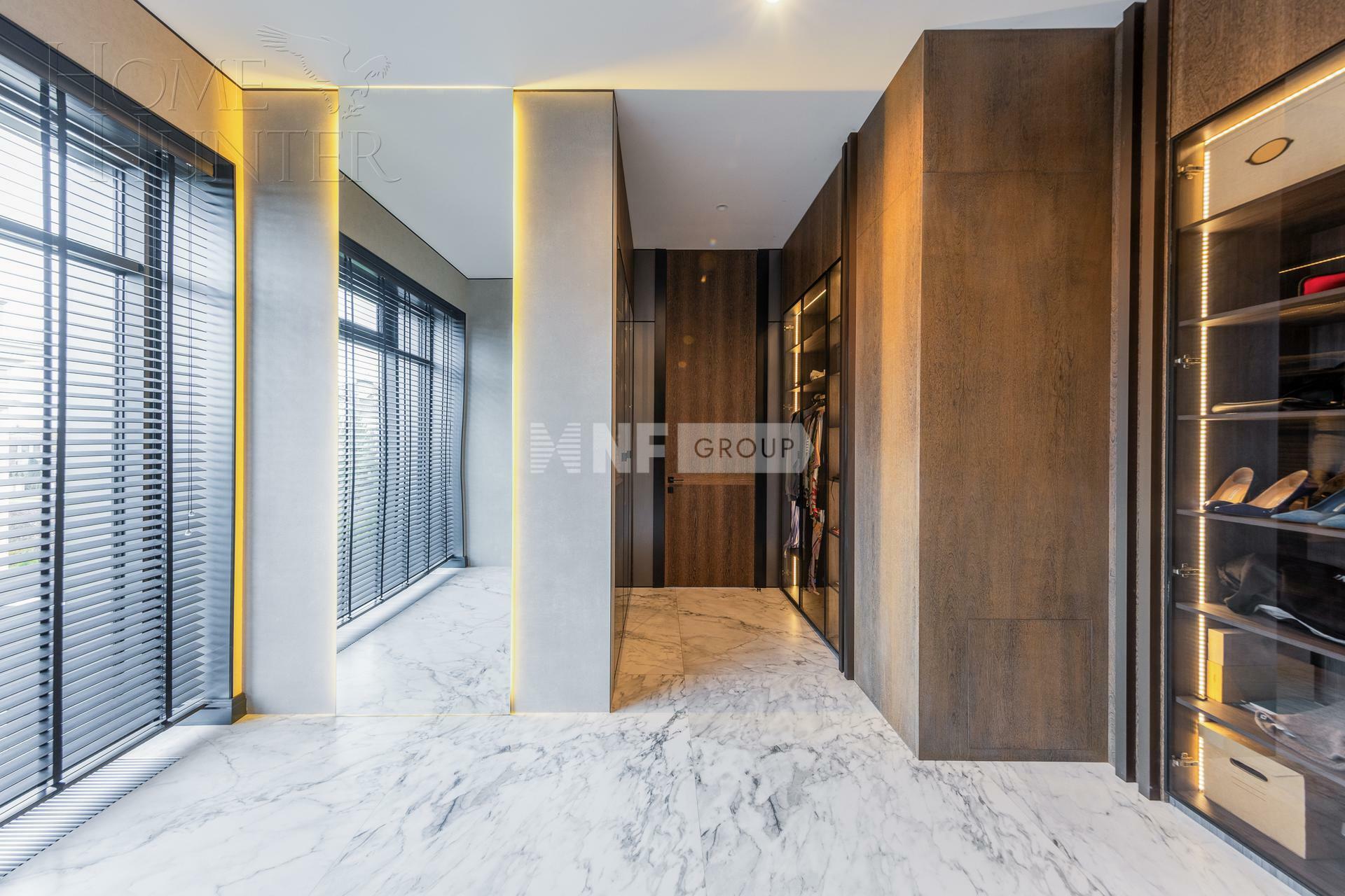 2-этажный коттедж 1 100 м² с отделкой