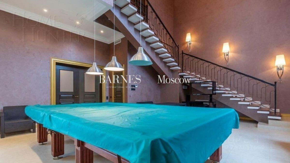 2-этажный коттедж 1 250 м² с отделкой